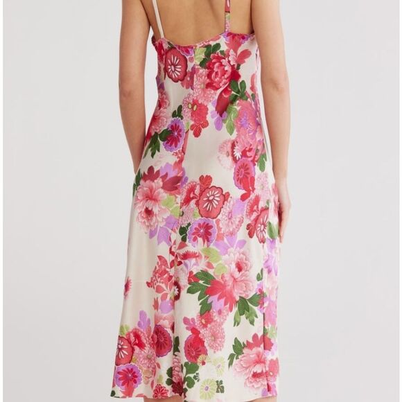 Natori Sofia Matte Satin Night Gown - Picture 3 of 8